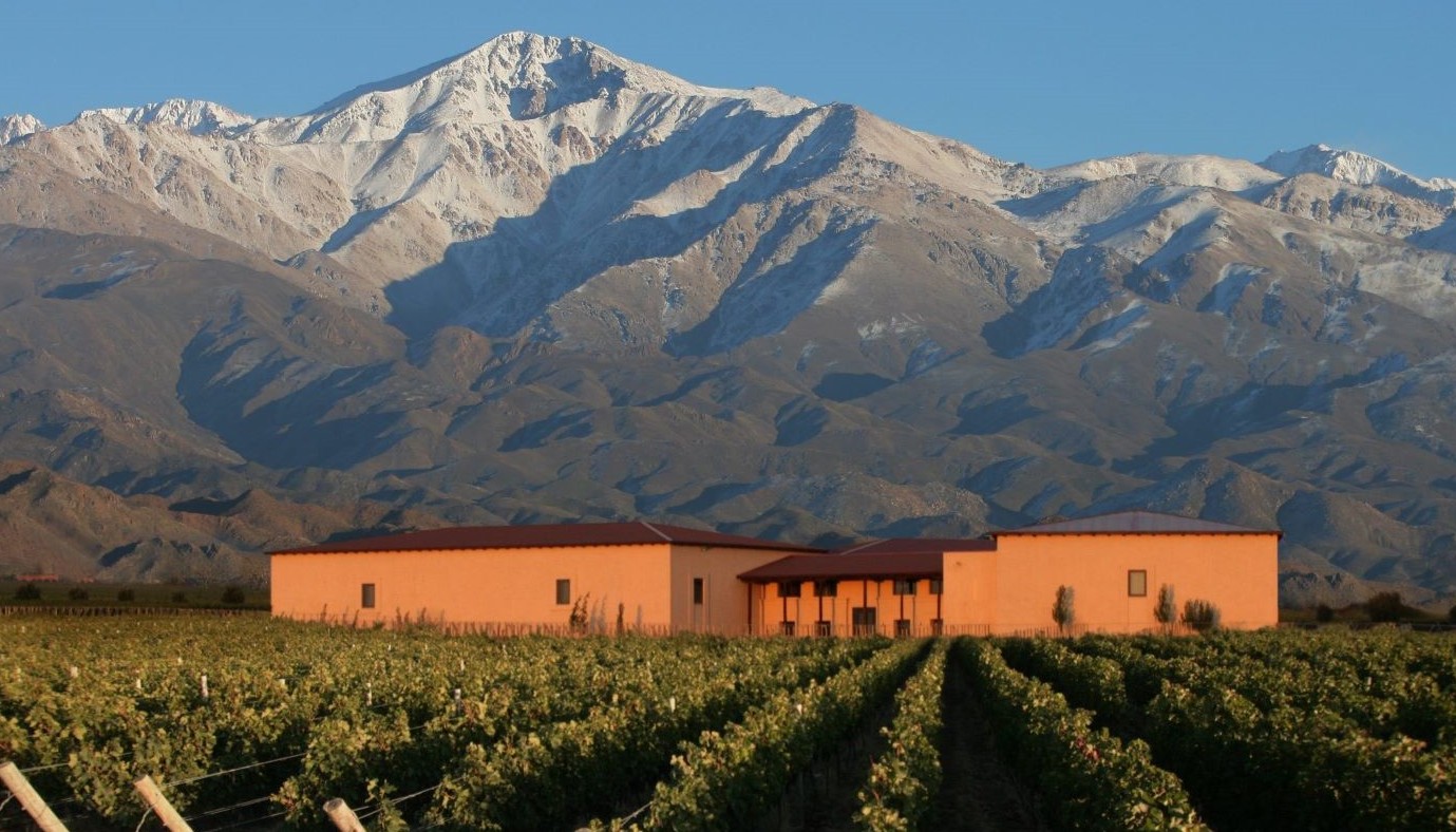 CLOS DE LOS SIETE: A UNIQUE PROJECT, A STAR WINE! | Wine Reviews