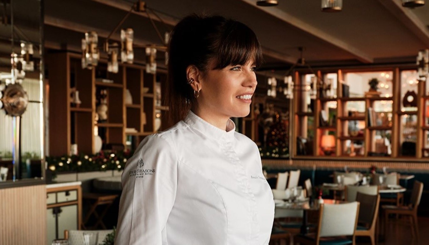 MERCATO: FOUR SEASONS ASTIR PALACE’S ITALIAN COMES INTO ITS OWN WITH MAGGIE TAMPAKAKI | Restaurant Reviews