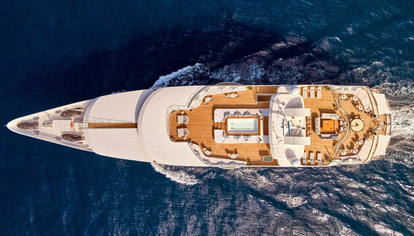 THE FLOATING ART HOTEL: A SUPERYACHT REIMAGINED AS A HOTEL, MEMBERS’ CLUB AND GALLERY | Articles & Know-how